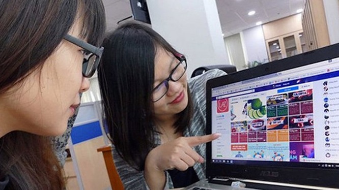 Tiki, Sendo tăng mạnh lượt truy cập, sàn bán lẻ nội trỗi dậy
