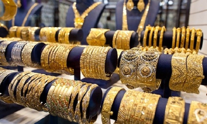 Giá vàng hôm nay 3/4: IMF dự báo tăng trưởng kinh tế kích thích giá vàng đi lên