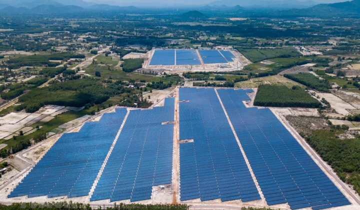 Nhà máy điện mặt trời đầu tiên của Bình Định hòa lưới điện quốc gia