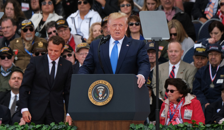 Tin ảnh: Tình cảm giữa Trump và Triều Tiên