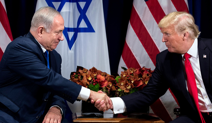 Tin ảnh: Món quà sinh nhật quý hiếm của Tổng thống Trump