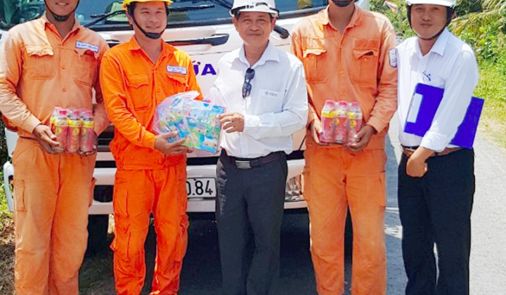 Người cán bộ công đoàn hết lòng với công việc