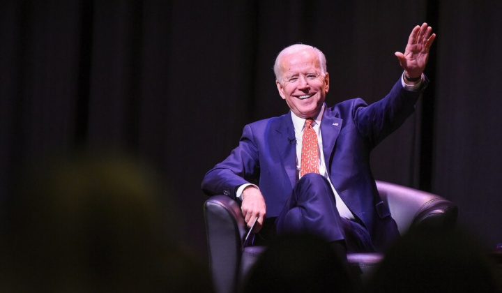 Quốc tế nổi bật: Joe Biden "thách" Donald Trump thi chống đẩy