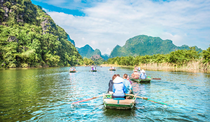 Lạc mình vào tiên cảnh Tràng An