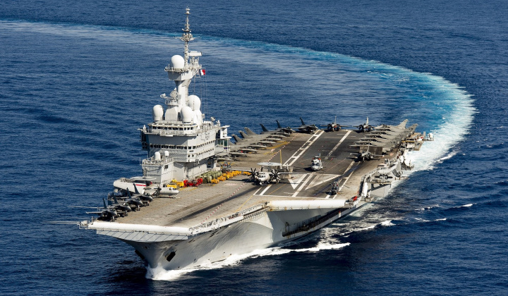 Tin ảnh: Chia rẽ vì Hormuz