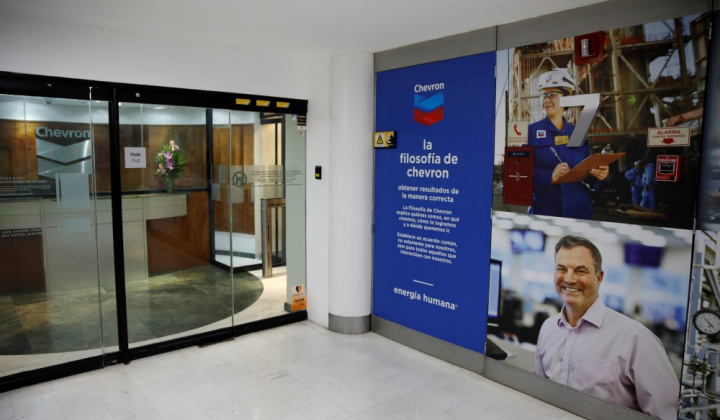 Mỹ gia hạn giấy phép khoan thăm dò tại Venezuela cho Chevron