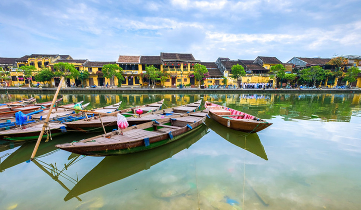 Đẹp hút hồn "con đường di sản" Hội An