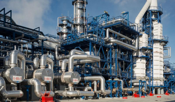 Gazprom Neft nâng cao năng lực sản xuất nhiên liệu có trị số octan cao