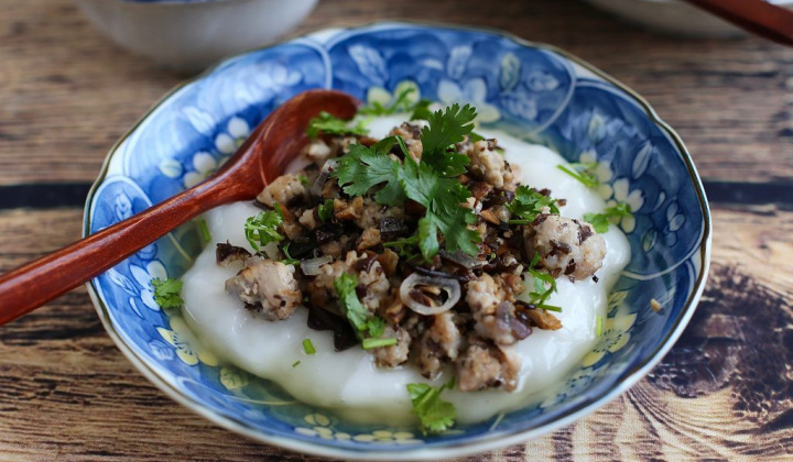 Tương truyền Việt Nam có món bánh "thần thánh", ăn 1 lần 4 bát là... có chồng