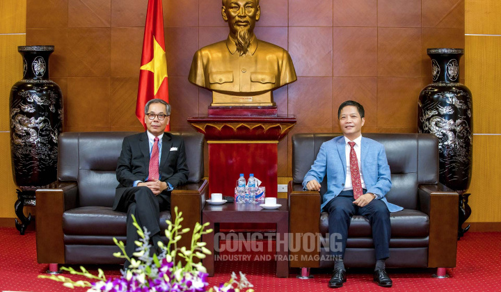 Hỗ trợ doanh nghiệp Việt quản lý rủi ro trong xuất nhập khẩu