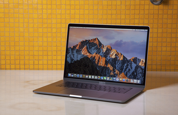 Vì sao Macbook Pro 15-inch bị Cục Hàng không Việt Nam cấm mang lên máy bay?