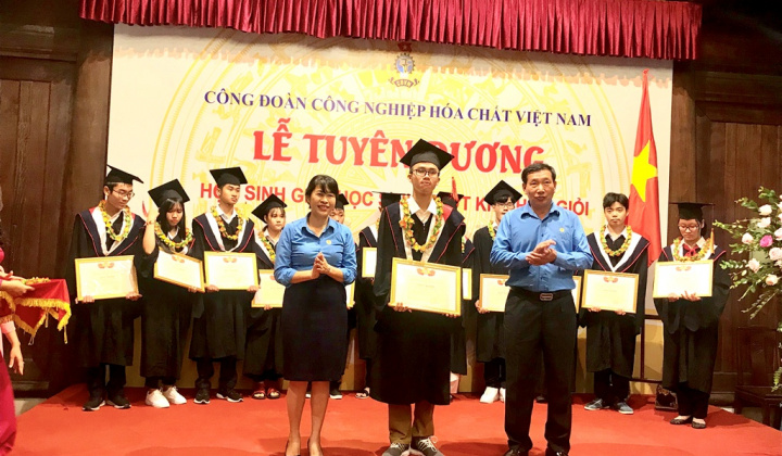 79 con đường, 79 ước mơ