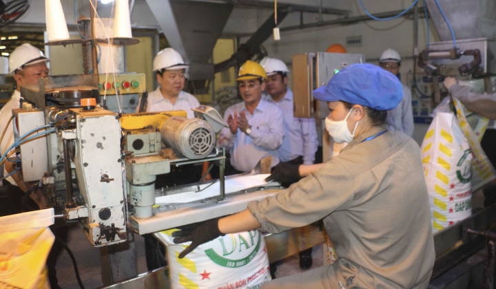 DAP - VINACHEM: Quyết tâm “bứt phá” và câu chuyện dài hạn