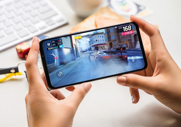 Ngày 11/8 dòng điện thoại Vsmart thế hệ 2 chính thức lên kệ