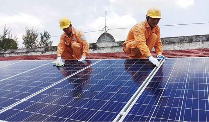 30 triệu kWh điện từ mái nhà được đăng ký bán cho EVN