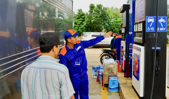 Petrolimex Sài Gòn: Cửa hàng đầu tiên theo chuẩn nhận diện mới chính thức khai trương