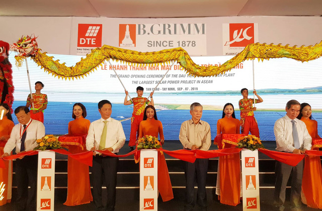 Điện mặt trời Dầu Tiếng DT1 và DT2  chính thức hòa lưới điện quốc gia