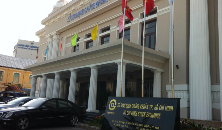 TP. Hồ Chí Minh có thể đi theo mô hình trung tâm tài chính của Tokyo, Thượng Hải hay Mumbai