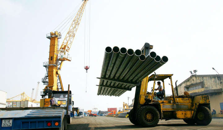 Ngăn chặn nguy cơ gian lận xuất xứ, chuyển tải bất hợp pháp tại Việt Nam