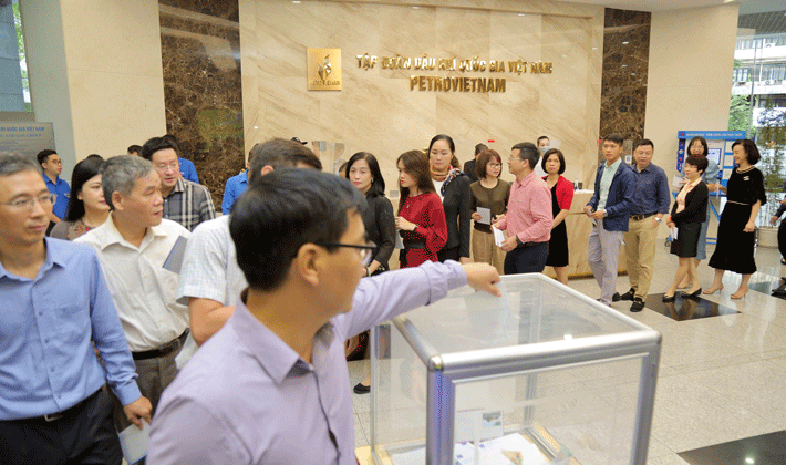 Cán bộ người lao động Petrovietnam dành gần 5 tỷ đồng ủng hộ đồng bào vùng lũ