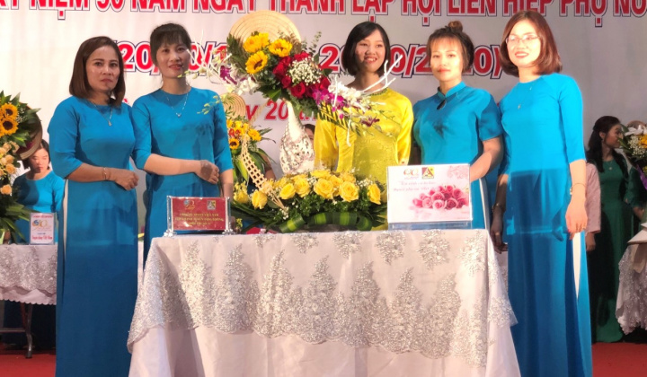 Apatit Việt Nam tổ chức Hội thi “cắm hoa nghệ thuật”