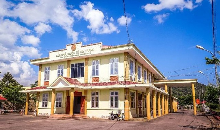 Điện Biên: Tiềm năng và các giải pháp để phát triển thương mại dịch vụ