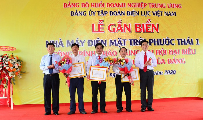 Nhà máy điện mặt trời Phước Thái 1 được Đảng ủy Khối Doanh nghiệp Trung ương vinh danh
