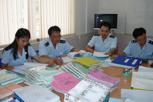 Giải pháp hoàn thiện tổ chức và đổi mới hoạt động thanh tra chuyên ngành thuế