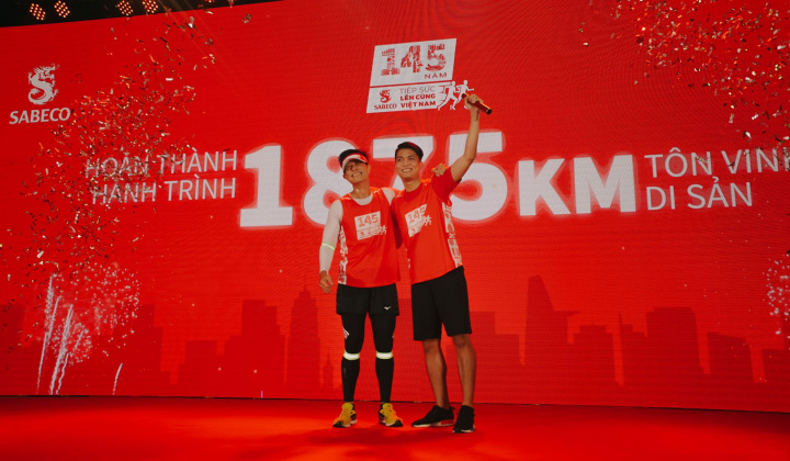 Chạy tiếp sức "Lên cùng Việt Nam" hoàn thành "Đường chạy di sản" và tiếp tục với "Đường chạy tương lai"