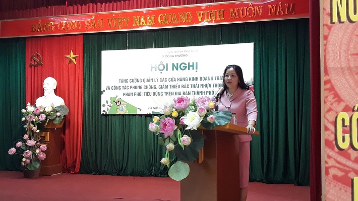 Hà Nội: Tăng cường quản lý các cửa hàng kinh doanh trái cây và giảm thiểu rác thải nhựa trong sản xuất phân phối