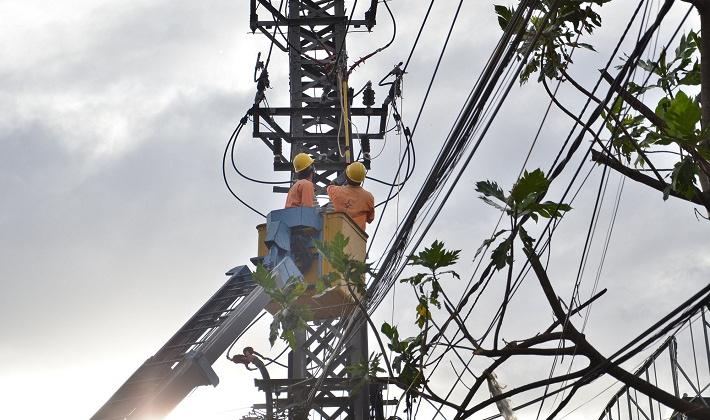 Bộ Công Thương ra công điện khẩn về việc ứng phó, khắc phục nhanh nhất hậu quả do bão số 9 gây ra
