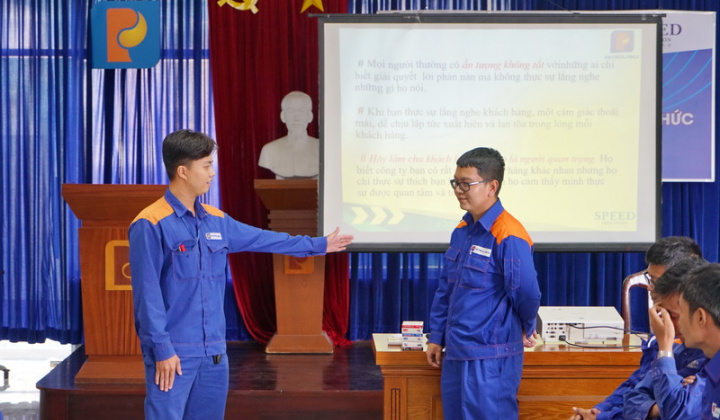 Petrolimex Sài Gòn: 750 nhân viên tham gia khóa Đào tạo Văn minh thương mại và Kỹ năng bán hàng hiệu quả