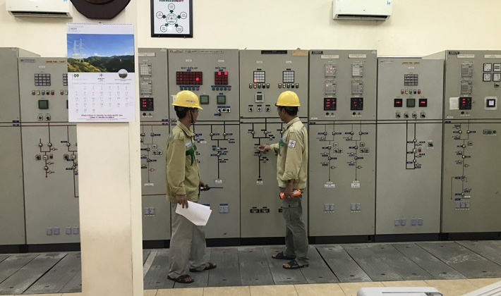 Đóng điện công trình thay dây siêu nhiệt ĐZ 220kV Bến Tre - Mỹ Tho