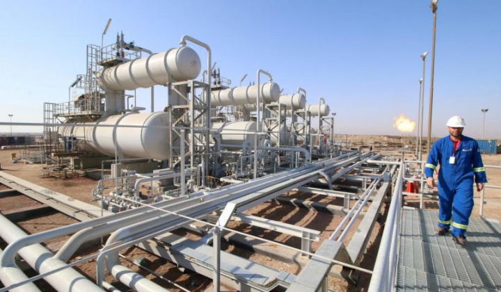 Giá dầu thô giảm nhẹ trước thềm cuộc họp của liên minh OPEC+