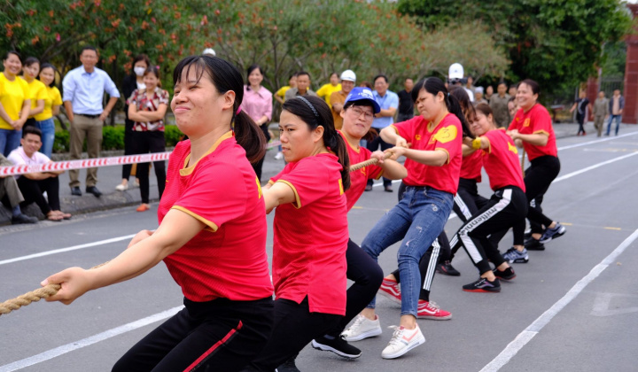 Sống động ngày hội vui khỏe của người lao động DAP-Vinachem