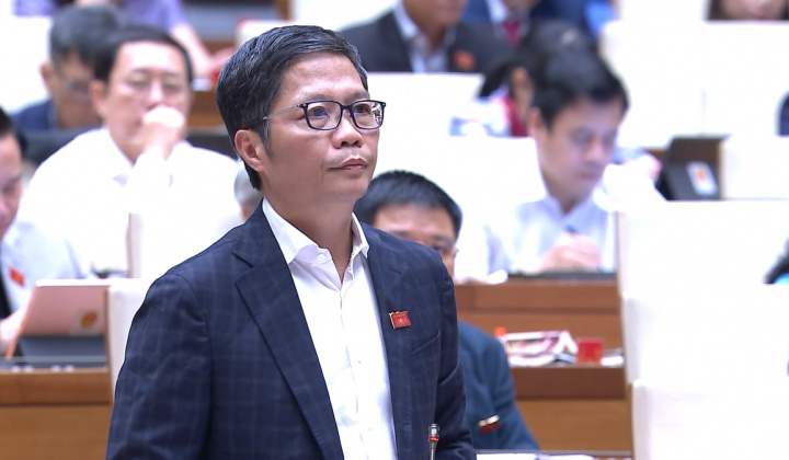Bộ trưởng Trần Tuấn Anh phát biểu tại Quốc hội về thủy điện
