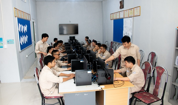 Dấu ấn ĐTN ngành điện lực Cách mạng Việt Nam và thế hệ trẻ vận hành Nhà máy thủy điện Lai Châu trong thời kỳ đổi mới