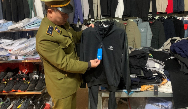 Xử lý cơ sở ngang nhiên sử dụng zalo để bán hàng giả nhãn hiệu Adidas