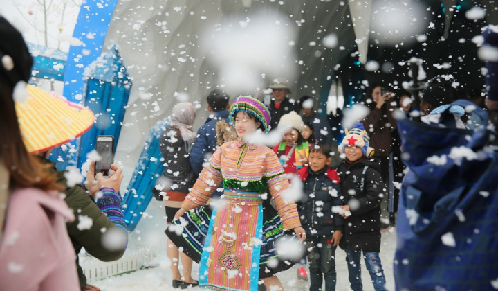 Tết dương lịch 2021 lên Sa Pa ngắm “Thiên đường tuyết rơi”