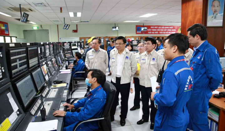 Tổng giám đốc PVN Lê Mạnh Hùng mong muốn BSR đẩy mạnh công tác nghiên cứu phát triển