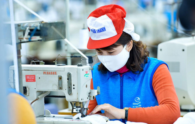 Vinatex sẽ cung cấp ra thị trường 5 - 6 triệu khẩu trang vải kháng khuẩn trong tháng 2