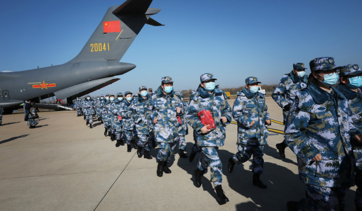 Trung Quốc cử thêm 1.200 quân y đến Vũ Hán để chống virus covi-19
