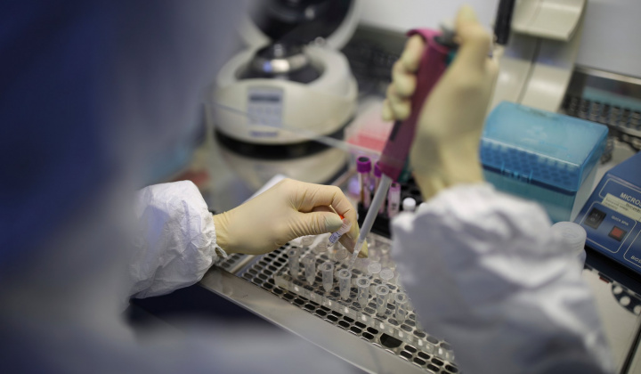 Hoa Kỳ cảnh báo "thẳng tay" với 35 doanh nghiệp quảng cáo sản phẩm chữa được Covid-19