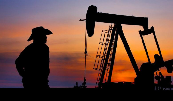 Giá dầu thô tăng nhẹ khi thị trường giảm giao dịch bán ra