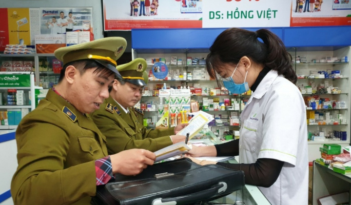 Tiếp tục xử phạt 672 vụ vi phạm về kinh doanh khẩu trang