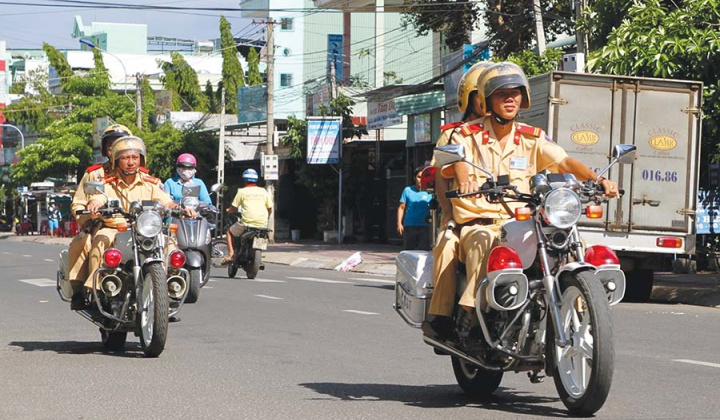 Làm rõ trách nhiệm của Bộ Công an trong bảo đảm an toàn giao thông đường bộ