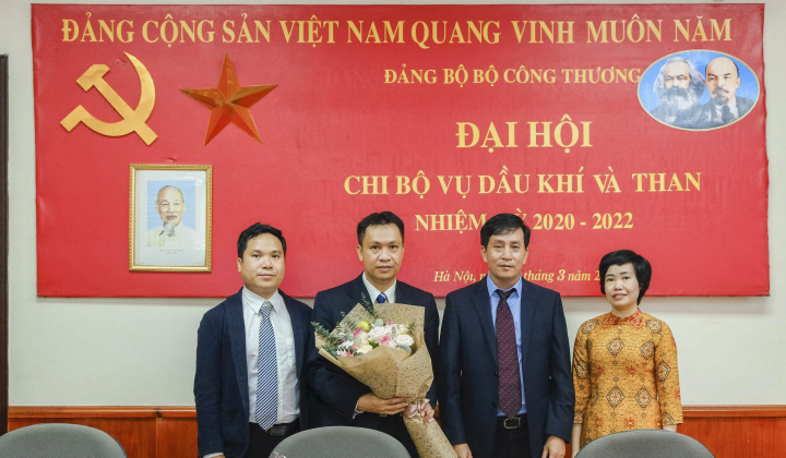 Chi bộ Vụ Dầu khí và Than: Tổ chức thành công Đại hội nhiệm kỳ 2020 - 2022