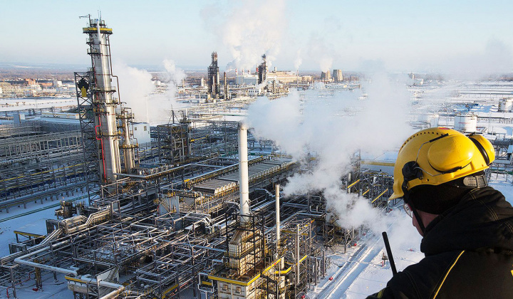 Đồng tiền mất giá mạnh giúp Nga có lợi thế lớn trong cuộc chiến giá dầu thô