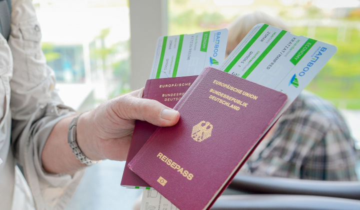 Bamboo Airways đưa 300 công dân Séc và châu Âu hồi hương