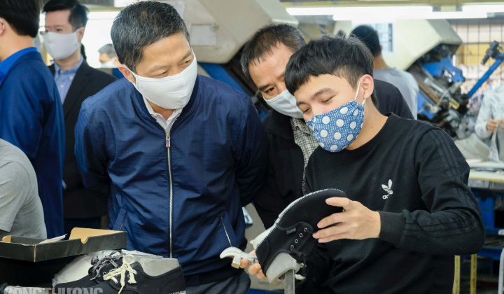 Dịch Covid-19 vẫn tiếp tục, Bộ Công Thương kêu gọi doanh nghiệp hưởng ứng Ngày Quyền của người tiêu dùng Việt Nam